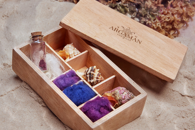 Argaman Wood Box Mockup3